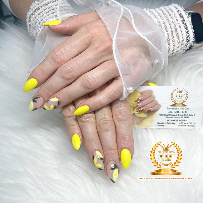 VIP NAIL LOUNGE