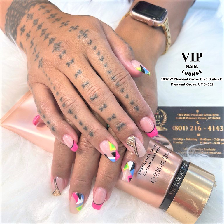 VIP NAIL LOUNGE