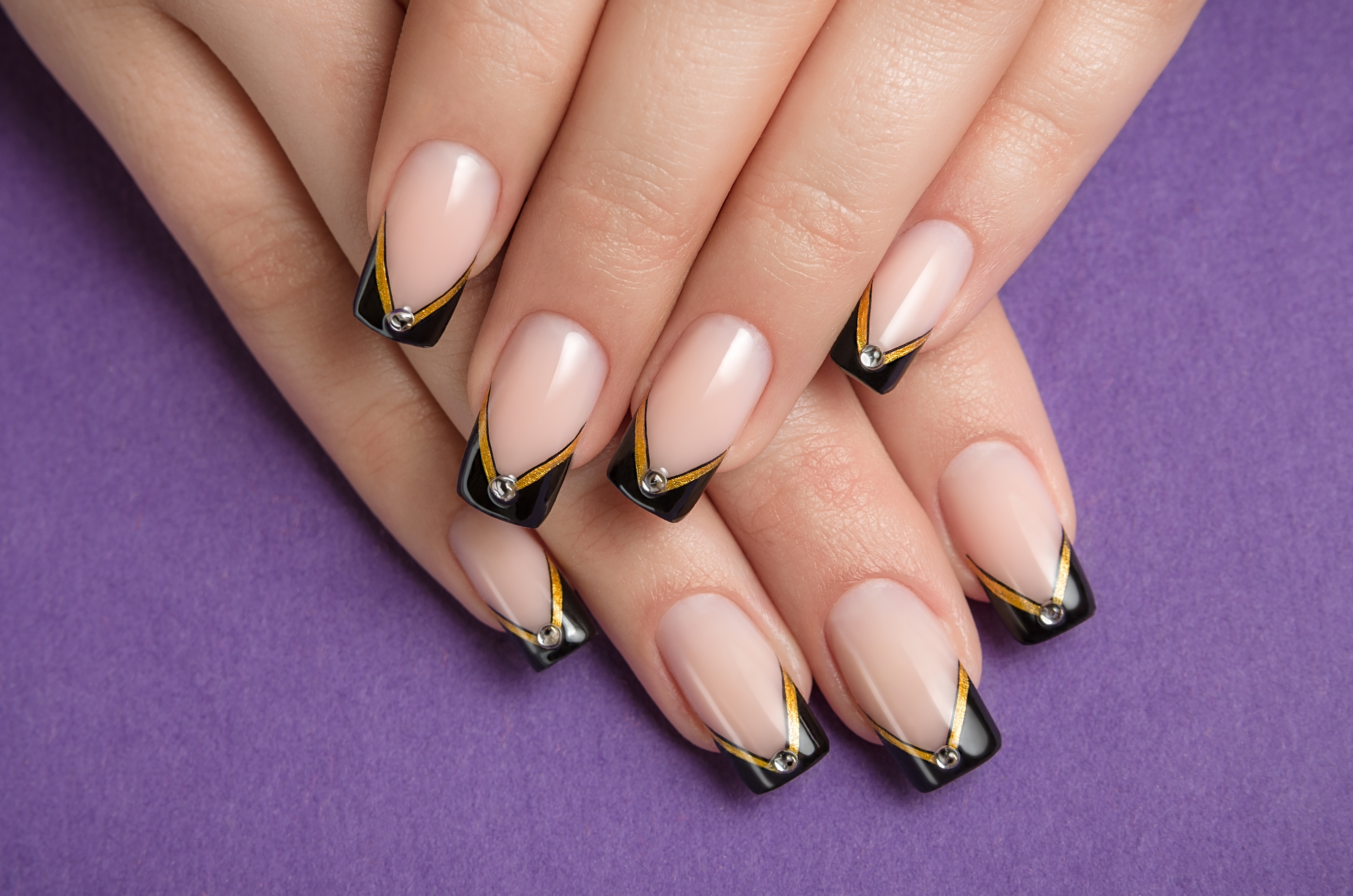 Nail Homepage 6