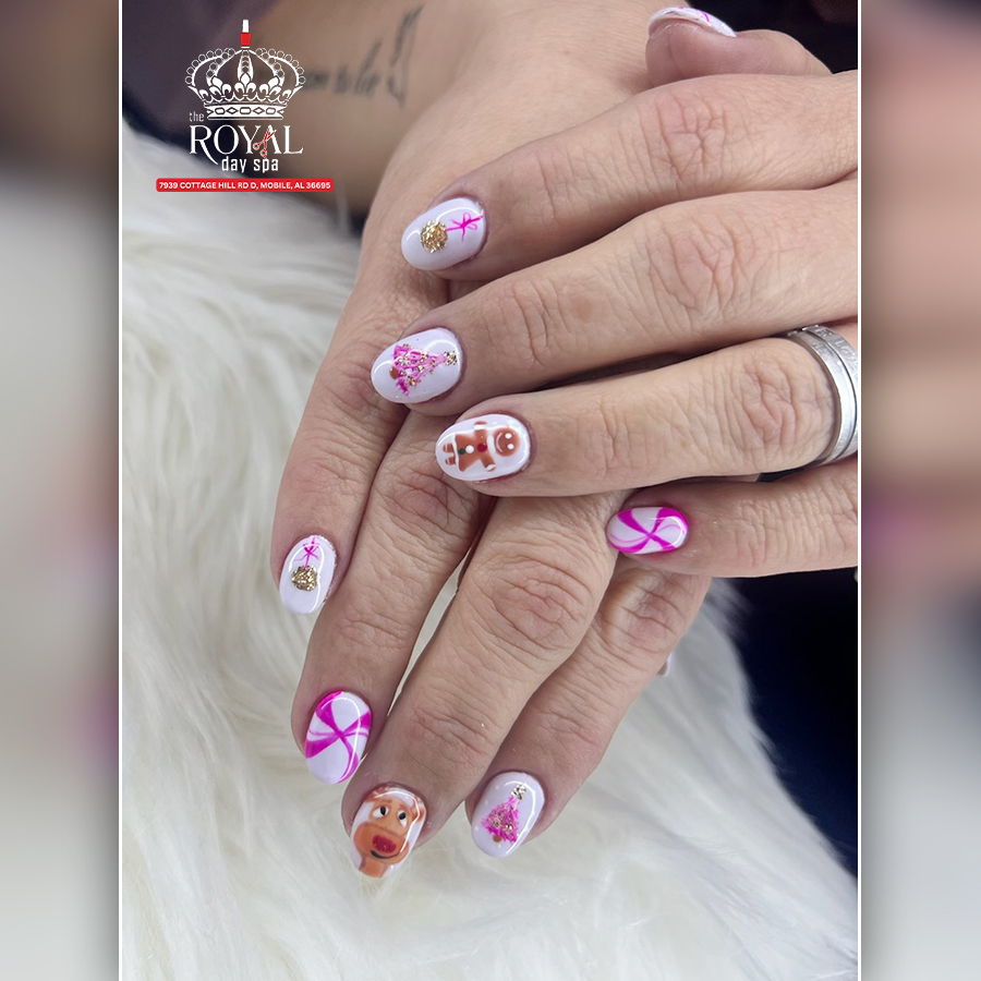 Christmas Nail Designs to Dazzle This Holiday Season