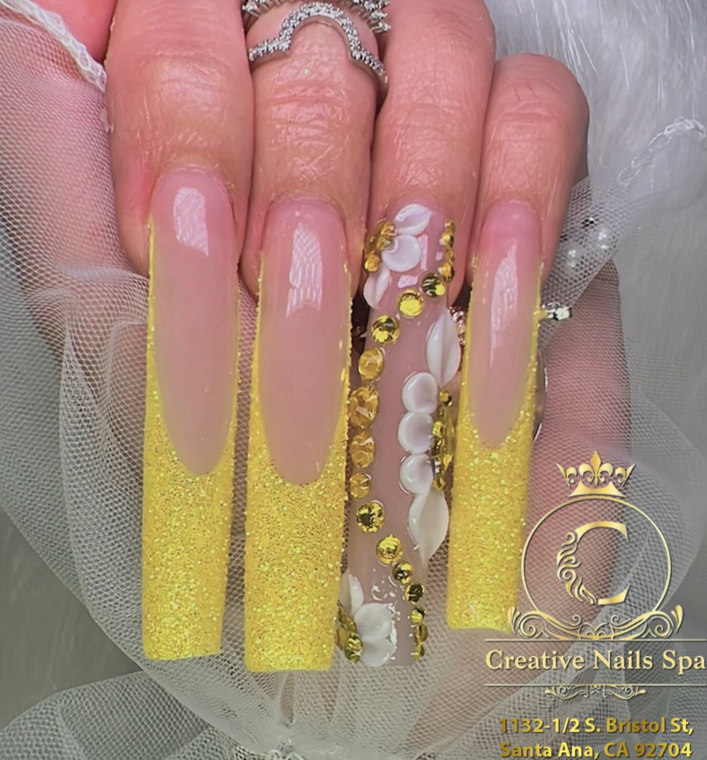 Creative Nails Spa