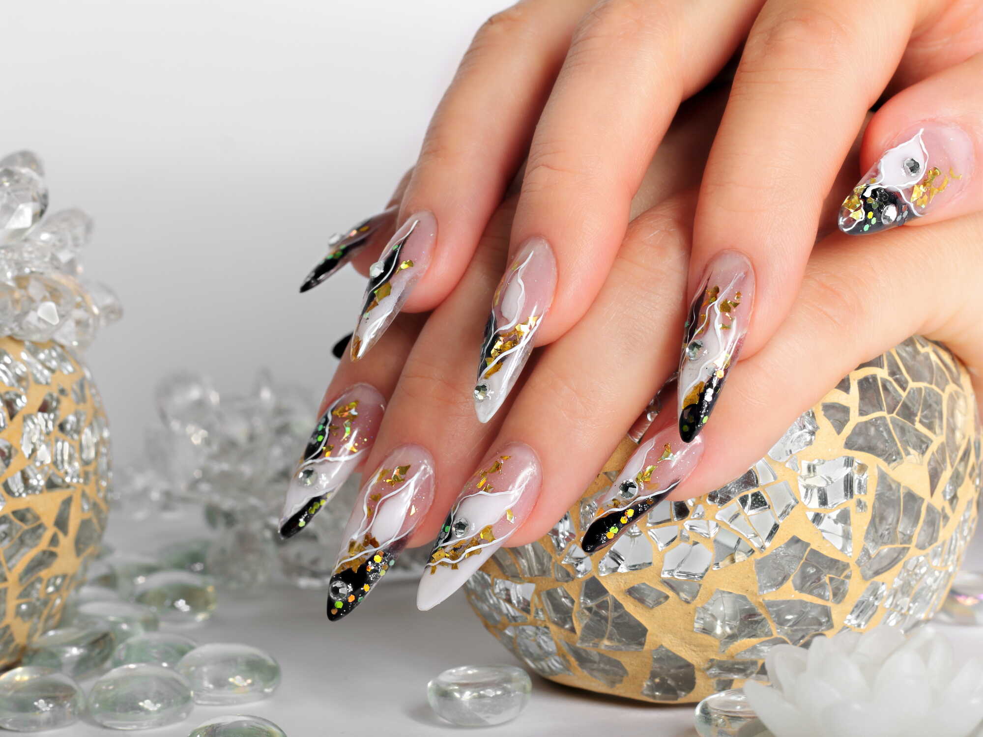 nails 3