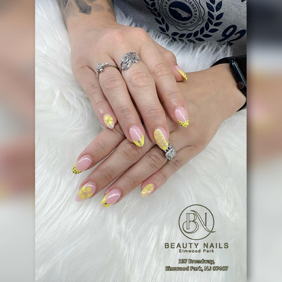 Beauty Nails in Elmwood Park, NJ 07407