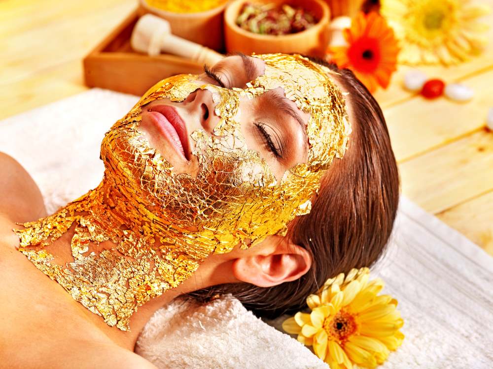 HYDRO FACIAL WITH PROFESSIONAL PRODUCTS