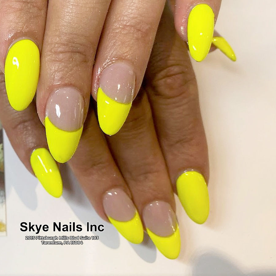 Minimalist Metallics Nails Ideas