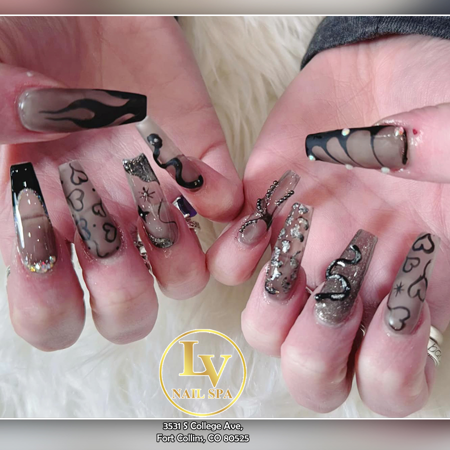 Perfect nails for the new year 2025