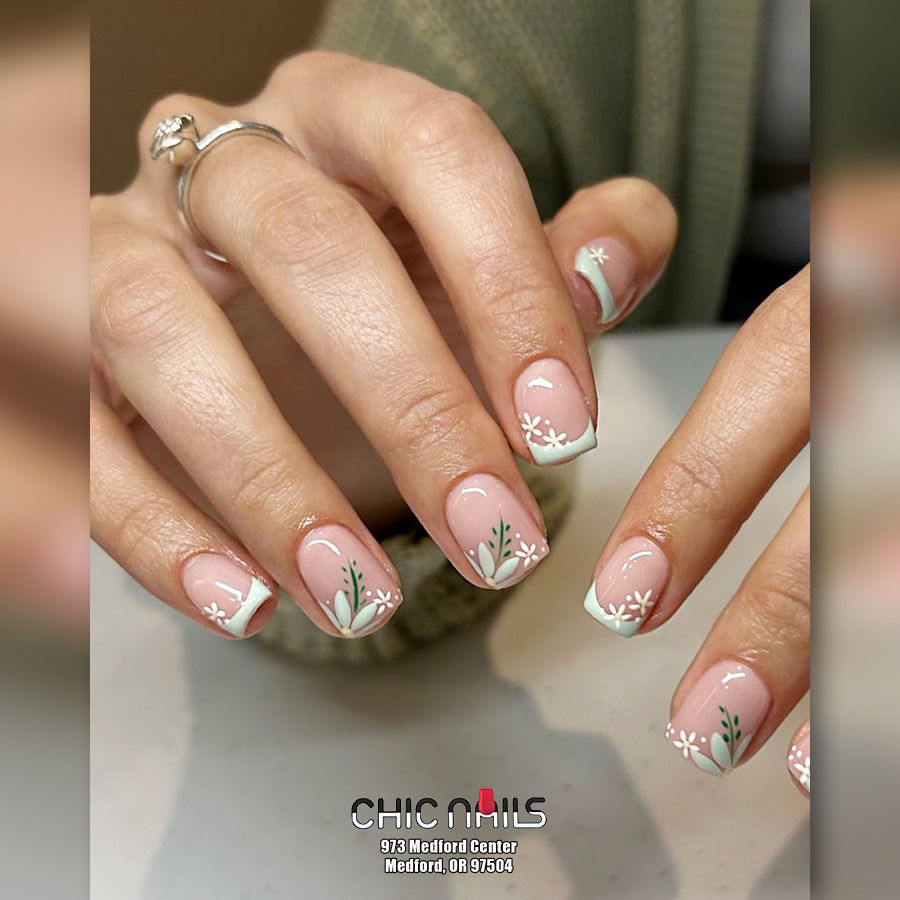 Hottest July Nails 2025 Trends at CHIC Nails Medford OR 97504