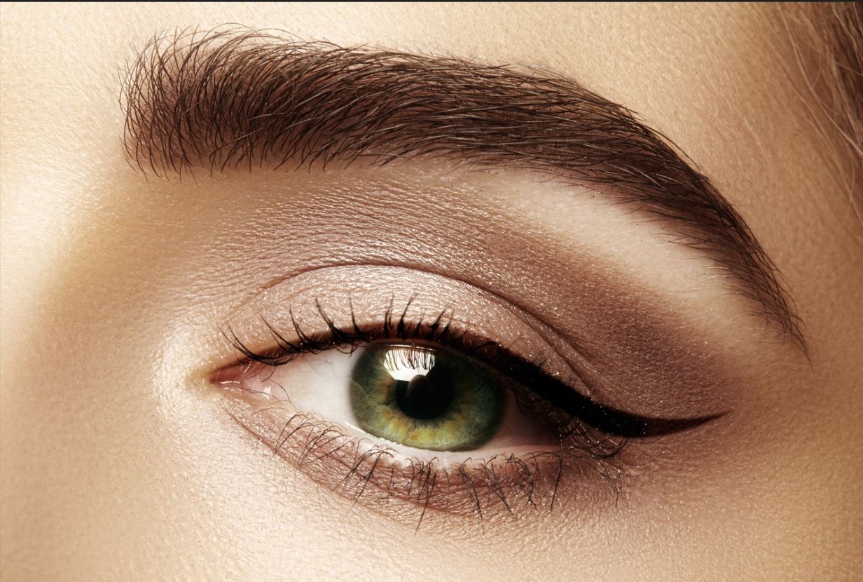 EYELASH EXTENSIONS