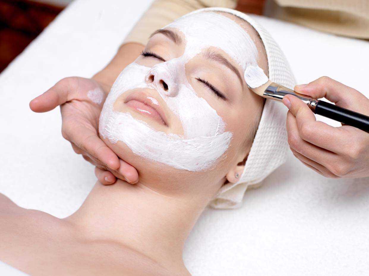Facials Image