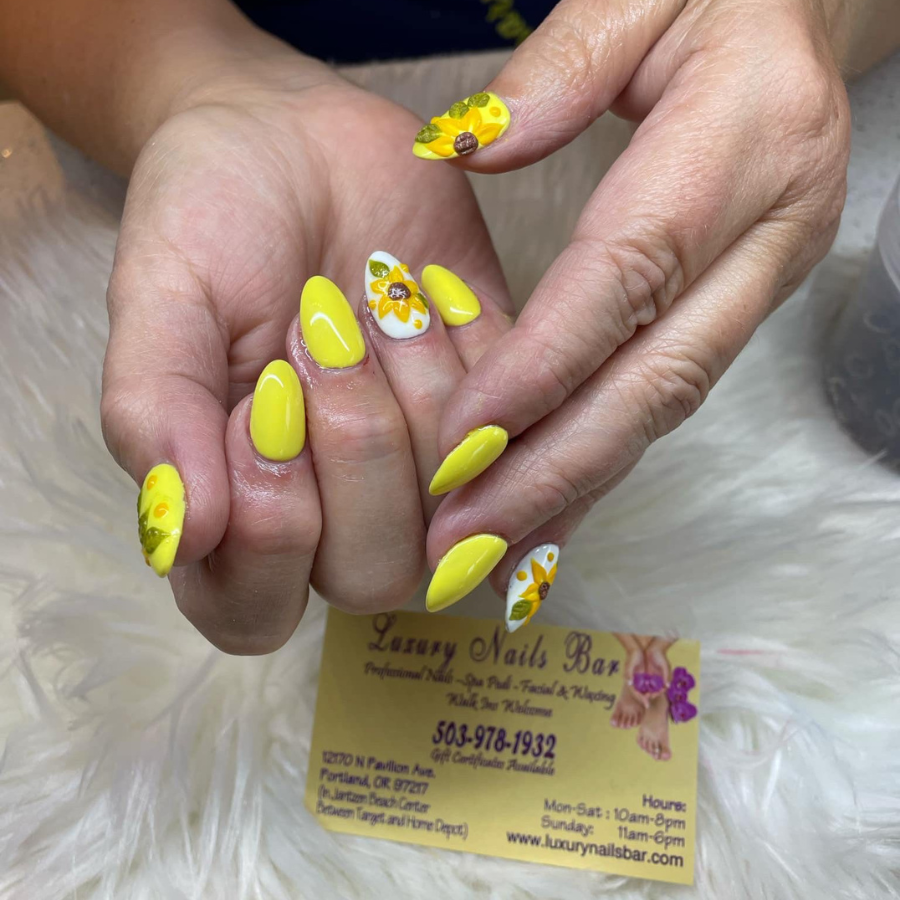 Luxury Nail Bar