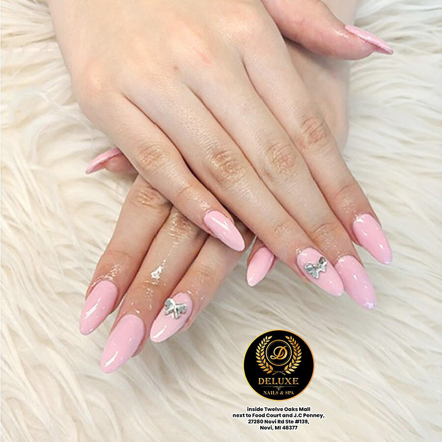 Nail-salon-48377-Deluxe-Nail-Salon-Spa-Novi-MI-48377