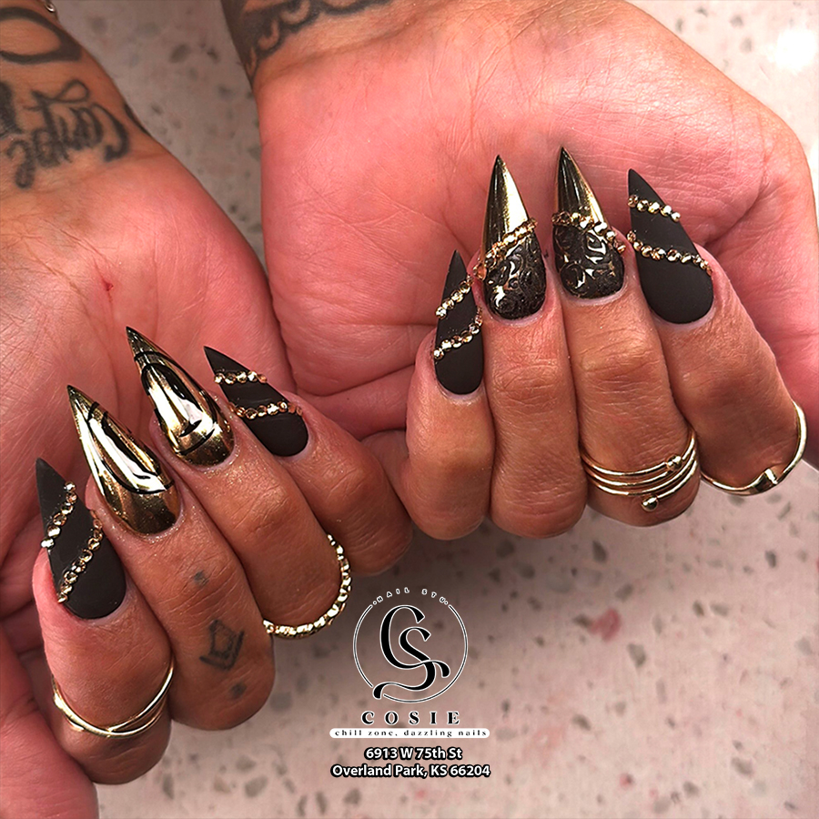 Cosie Nail Stu | Nail art designs